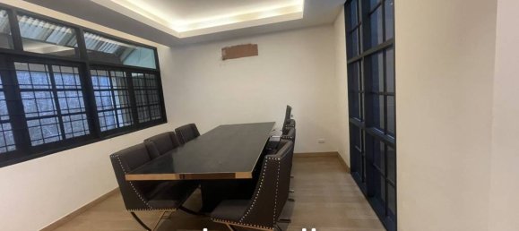 250m² Commercial property in Bangkok, Thailand No. 22131 10