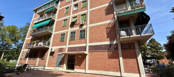 4 bedrooms Apartment in Reggio Emilia, Italy No. 346706 27