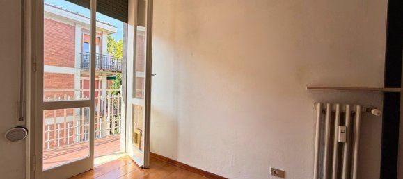 4 bedrooms Apartment in Reggio Emilia, Italy No. 346706 8
