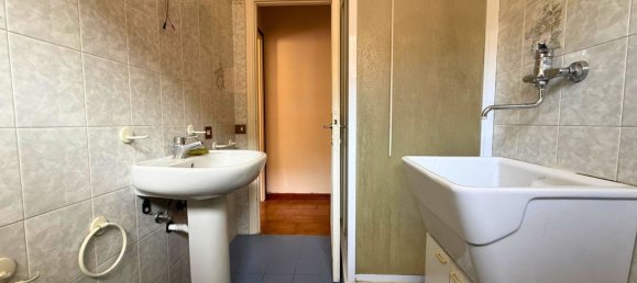 4 bedrooms Apartment in Reggio Emilia, Italy No. 346706 21