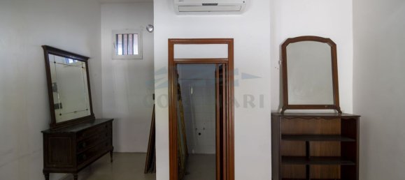 35m² Commercial property in Rome, Italy No. 369768 3