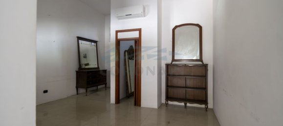 عقار تجاري في Rome, Italy 35متر مربع رقم 369768 5