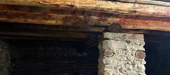 8 rooms House in La Salle, Italy No. 86009 15