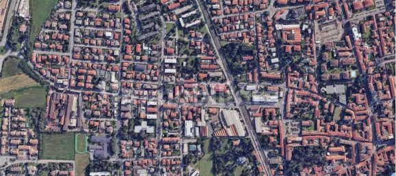 5 rooms Apartment in Magenta, Italy No. 290802 22