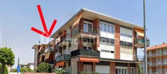 5 rooms Apartment in Magenta, Italy No. 290802 7