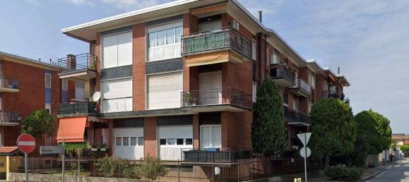 5 rooms Apartment in Magenta, Italy No. 290802 14