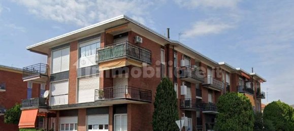 5 rooms Apartment in Magenta, Italy No. 290802 17