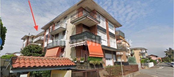 5 rooms Apartment in Magenta, Italy No. 290802 11