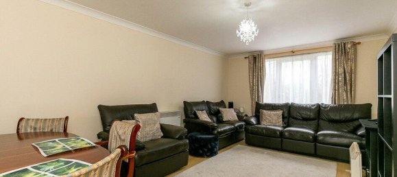 2 bedrooms Apartment in Croydon, United Kingdom No. 12260 2