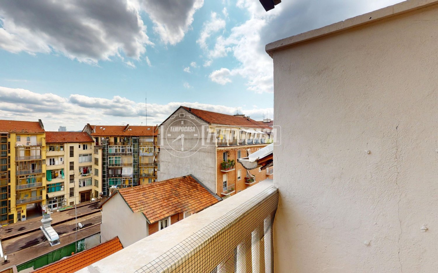 3 rooms Apartment in Parella, Italy No. 274507