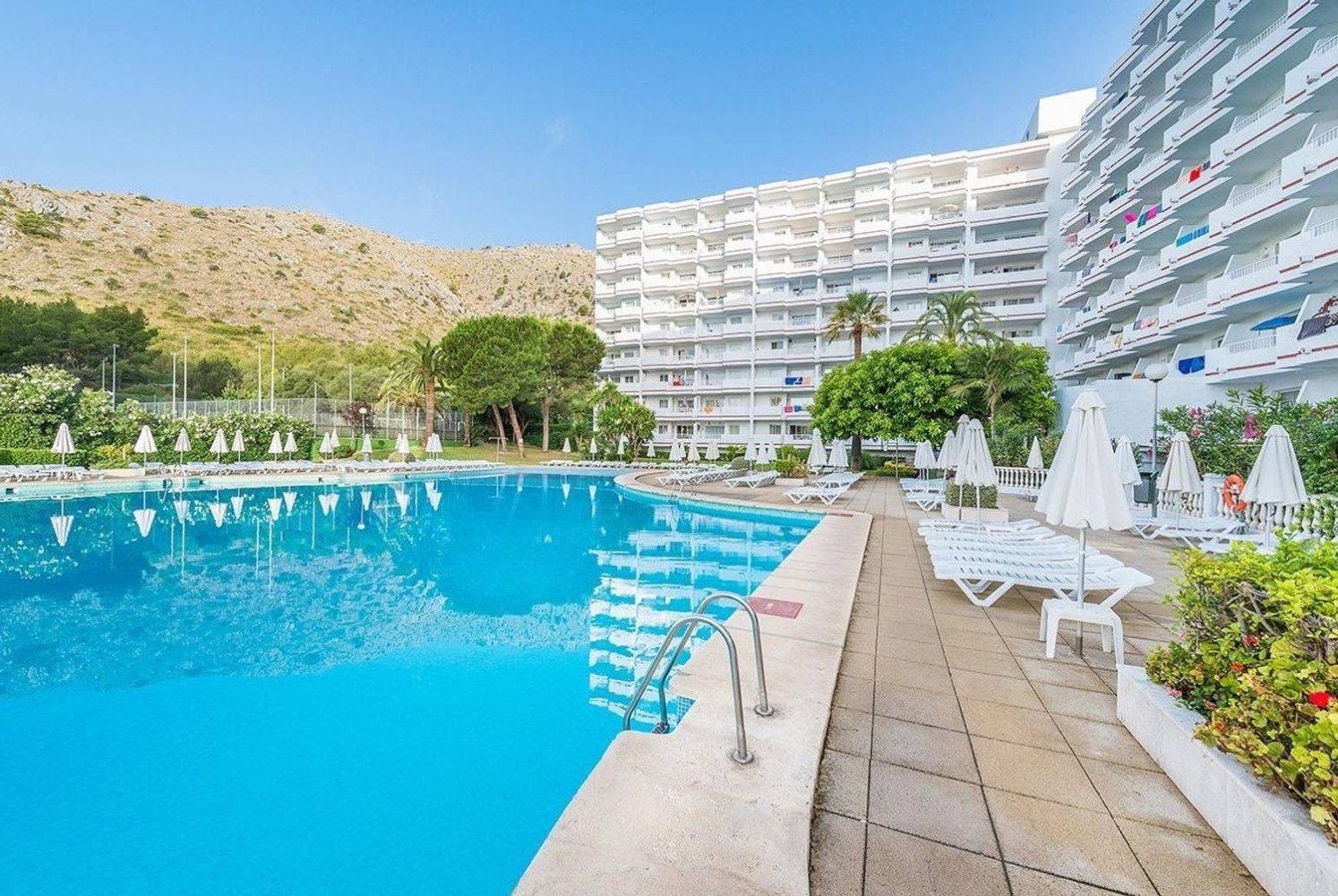 138m² Commercial property in Alcudia, Spain No. 155337