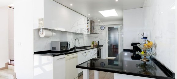 4 غرف نوم منزل في Corroios, Portugal رقم 173006 21