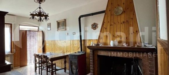 2 bedrooms Apartment in Marsciano, Italy No. 293836 8