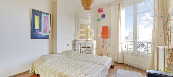 2 bedrooms Apartment in Paris, France No. 147959 4