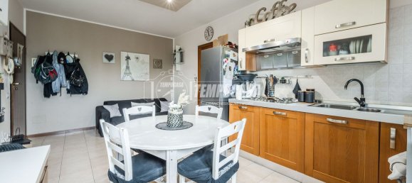 Apartamento de 3 habitaciónes en Savignano sul Panaro, Italy No. 282406 4