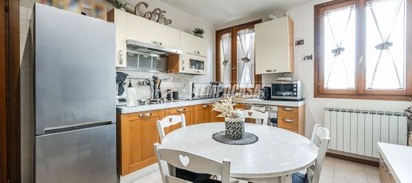 Apartamento de 3 habitaciónes en Savignano sul Panaro, Italy No. 282406 9