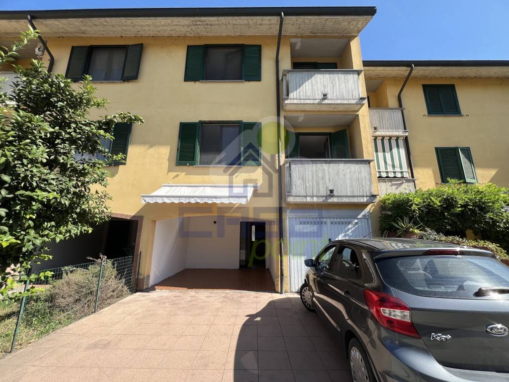 3 Schlafzimmer Haus in Sant'Angelo Lodigiano, Italy, Nr. 384438