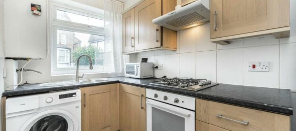 2 bedrooms Apartment in Forest Hill, United Kingdom No. 10177 3