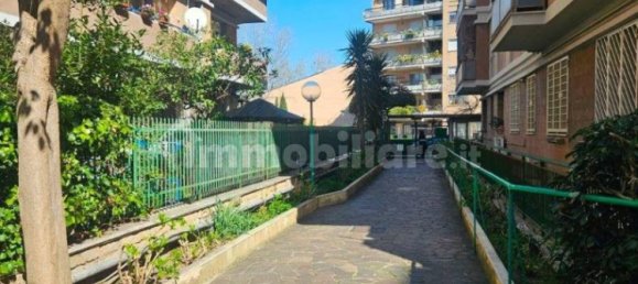 3 bedrooms Apartment in Rome, Italy No. 311768 31