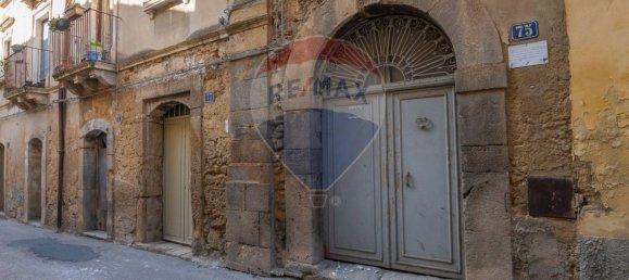 3 chambres Maison à Caltagirone, Italy No. 166576 38