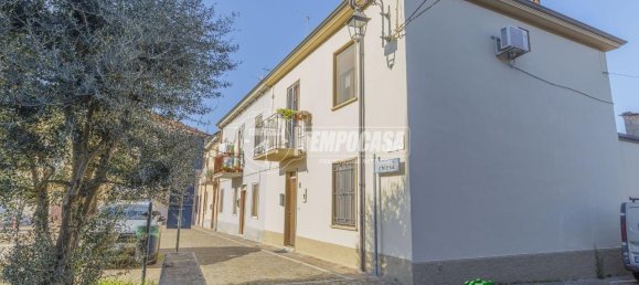 4-salle Maison à San Martino Siccomario, Italy No. 73613 2