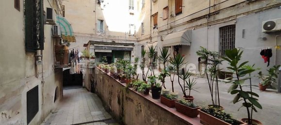 260m² Warehouse in Naples, Italy No. 7606 3