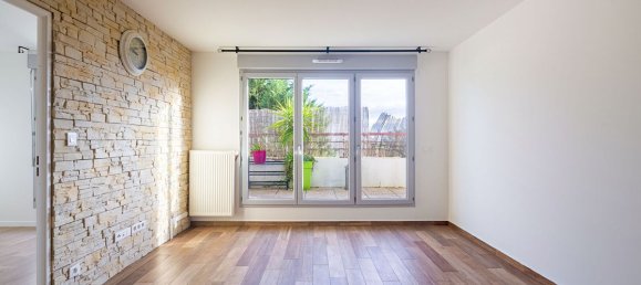 3 bedrooms Apartment in Bezons, France No. 170006 5