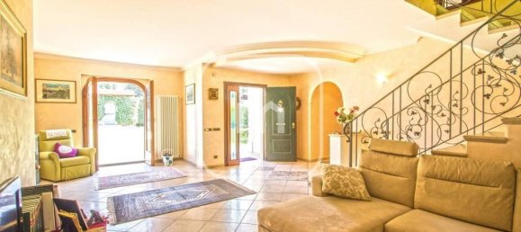 9-Zimmer Haus in Grottaferrata, Italy, Nr. 32566 30