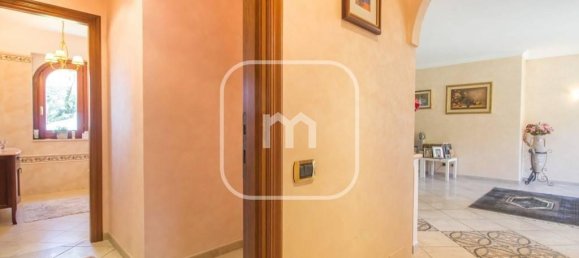 9-Zimmer Haus in Grottaferrata, Italy, Nr. 32566 18