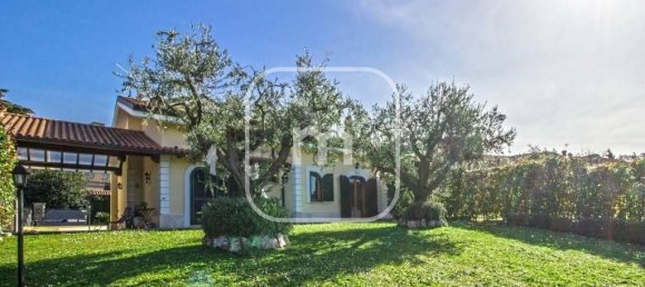 9-Zimmer Haus in Grottaferrata, Italy, Nr. 32566 93