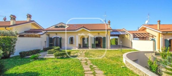 9-Zimmer Haus in Grottaferrata, Italy, Nr. 32566 2