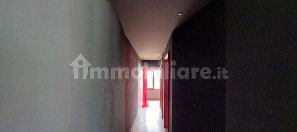 504m² Commercial property in Castegnato, Italy No. 312648 3