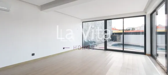 3 bedrooms House in Cascais, Portugal No. 170505 5