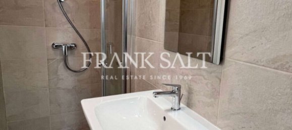 2 bedrooms Penthouse in Saint Julian's, Malta No. 4772 10