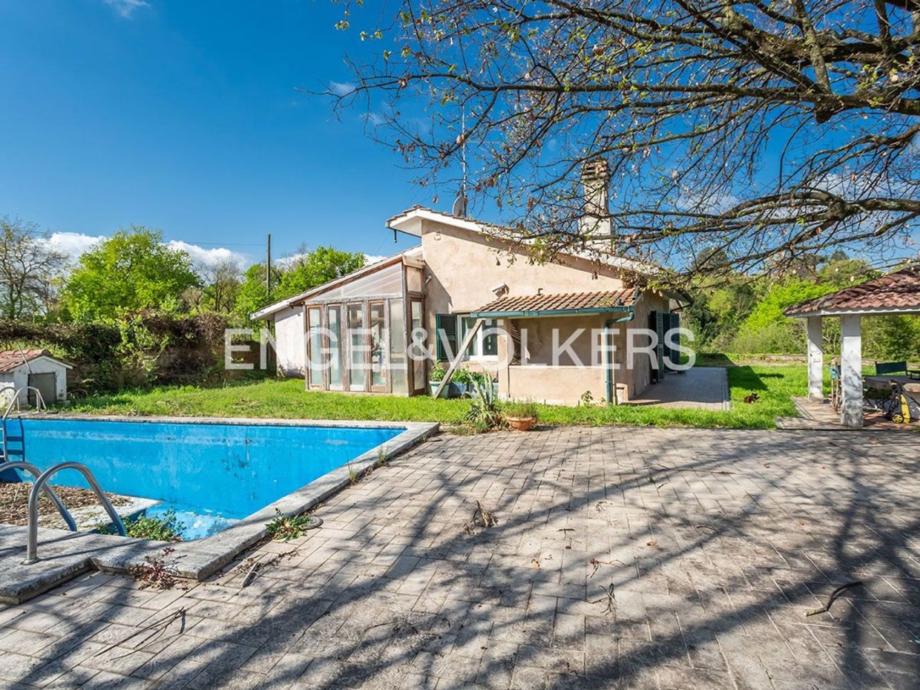 Villa de 5 dormitorios en Zagarolo, Italy No. 323553