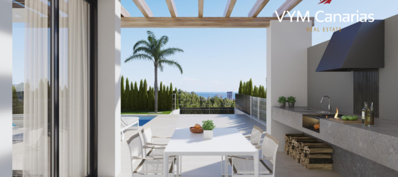 Villa de 4 dormitorios en Golf Bahia, Spain No. 3185 4