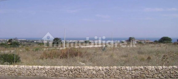 186000m² Land in Portopalo di Capo Passero, Italy No. 58898 2