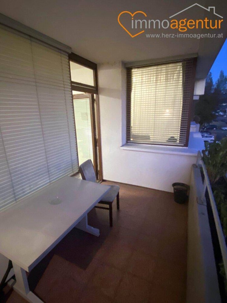 4 rooms Apartment in Linz, Austria No. 125450