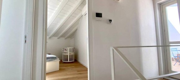 Apartamento de 4 divisões em Palermo, Italy N.º 37285 13