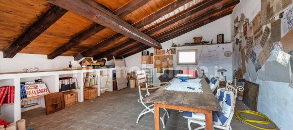 6 bedrooms Apartment in Grumo Appula, Italy No. 264377 29