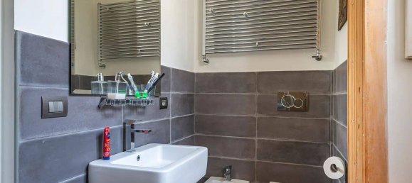 6 bedrooms Apartment in Grumo Appula, Italy No. 264377 11