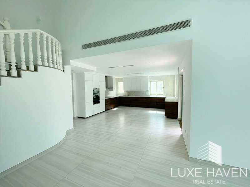 4 Schlafzimmer Villa in Jumeirah Islands, UAE, Nr. 7498