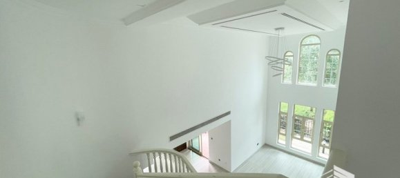 4 Schlafzimmer Villa in Jumeirah Islands, UAE, Nr. 7498 8