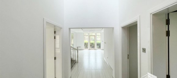 4 Schlafzimmer Villa in Jumeirah Islands, UAE, Nr. 7498 9