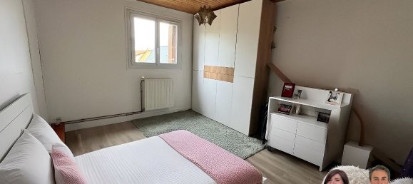 3 bedrooms Townhouse in Jumel, France No. 233090 13