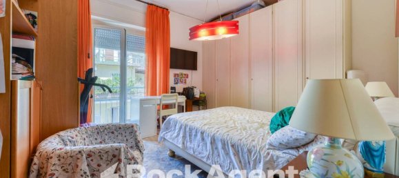 Apartamento de 2 dormitorios en Naples, Italy No. 262707 11