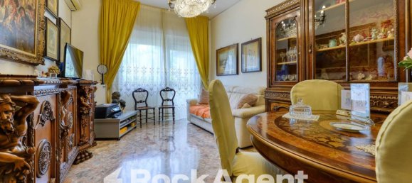 Apartamento de 2 dormitorios en Naples, Italy No. 262707 3