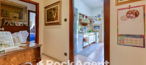 Apartamento de 2 dormitorios en Naples, Italy No. 262707 5
