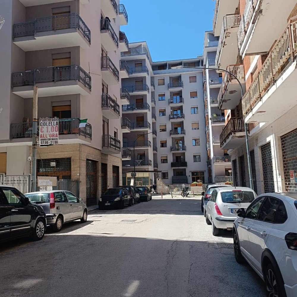 7 rooms Apartment in Avellino, Italy No. 306681