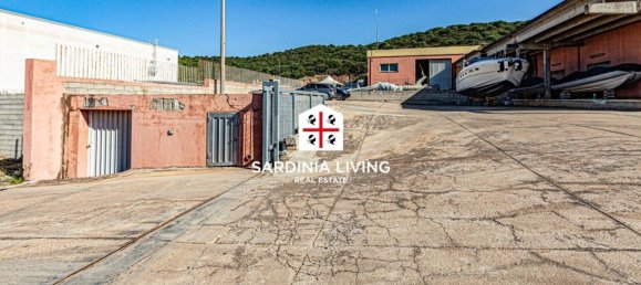 4000m² Warehouse in Olbia, Italy No. 50054 23
